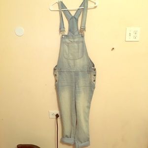 Light color overalls